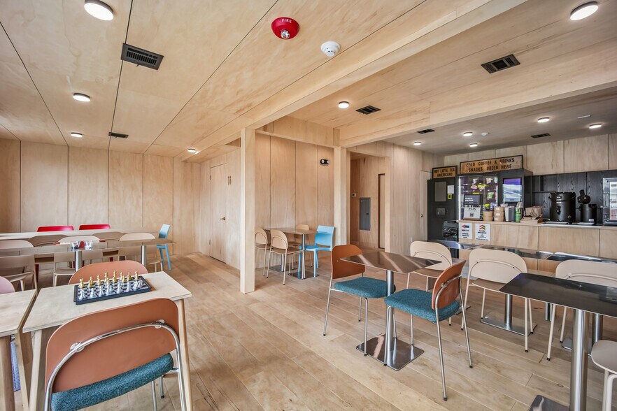 More Photos Of 140 Paris Ave, Northvale Office For Sale
