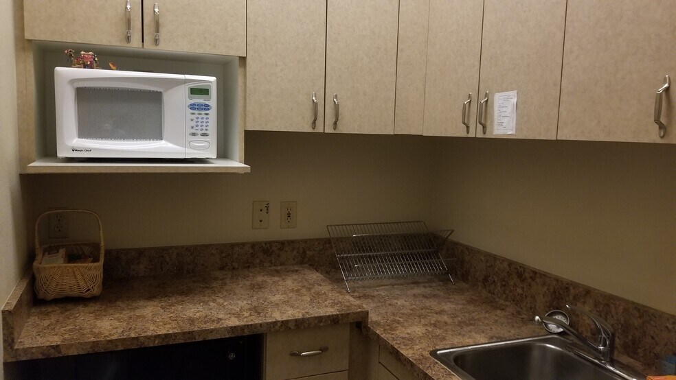 More Photos Of 2055 Anderson Rd, Davis Office For Lease