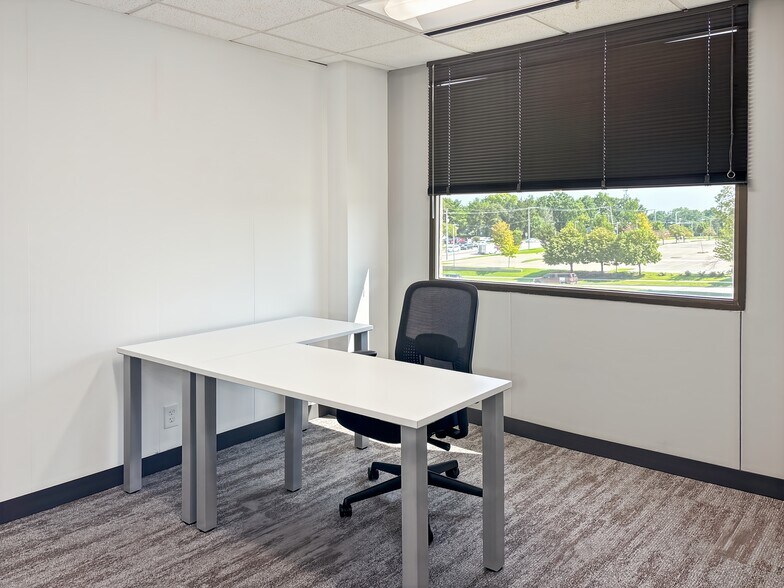 More Photos Of 1200 Valley West Dr, West Des Moines Coworking Space