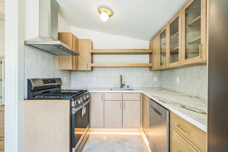 More Photos Of 937 Las Juntas St, Martinez Apartments For Sale