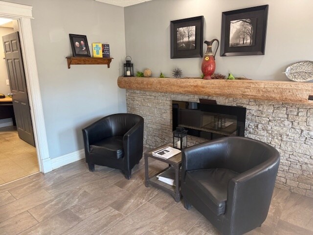 More Photos Of 2551 Petawawa Blvd, Petawawa Freestanding For Sale