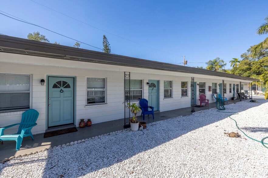 More Photos Of 779 9th Ave N, Saint Petersburg Apartments For Sale