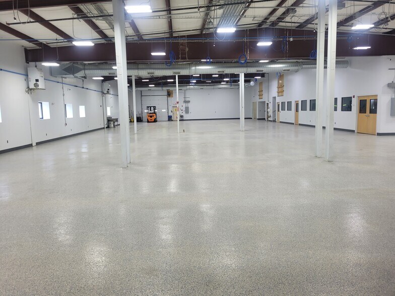 More Photos Of 450 W River St, Orange Light Distribution For Sale