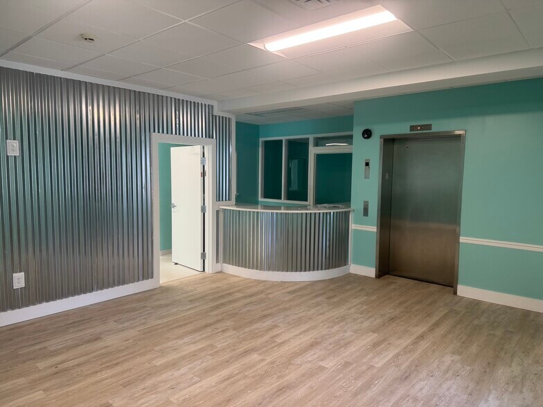 More Photos Of 355 W Market St, West Chester Restaurant For Lease