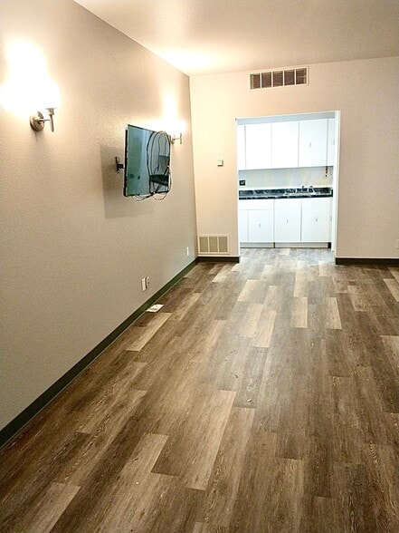 More Photos Of 51637 Highway 6, Glenwood Springs Hotel For Sale