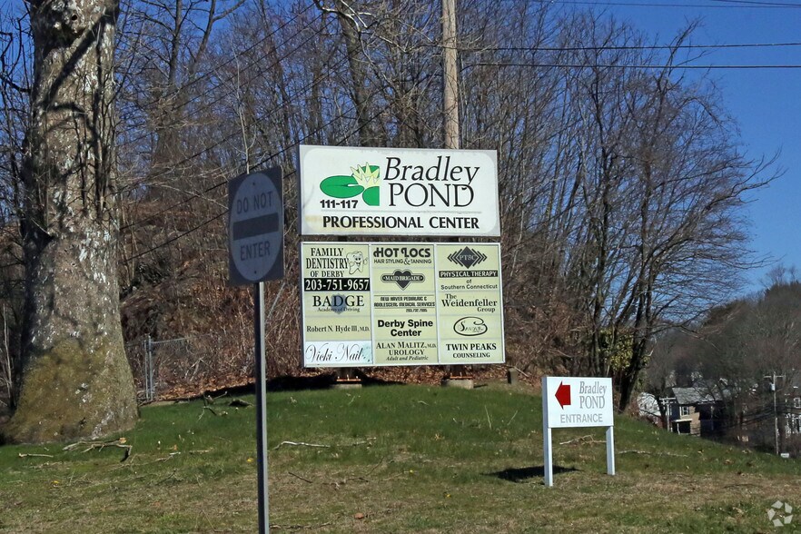 More Photos Of 111-117 New Haven Ave, Derby Medical For Lease