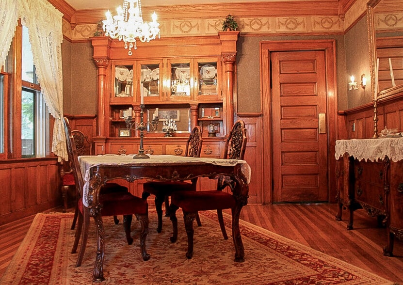 More Photos Of 103 N Almer St, Caro Hospitality For Sale