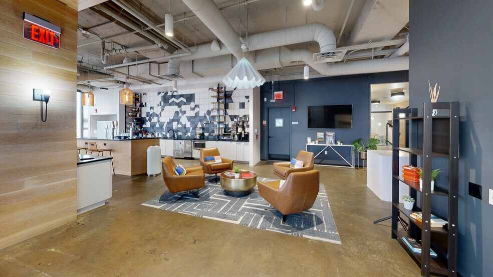 Primary Photo Of 500 E Main St, Norfolk Coworking Space