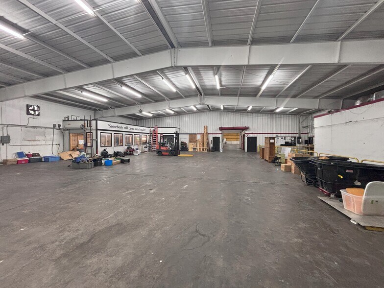 More Photos Of 1613 US Highway 84, Blackshear Industrial For Sale