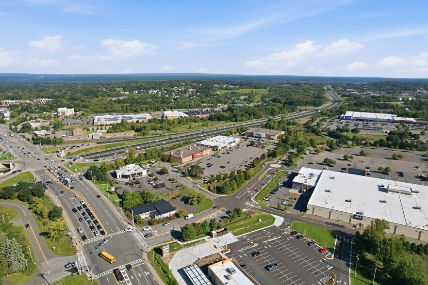 More Photos Of 601-605 Troy Schenectady Rd, Latham General Retail For Sale