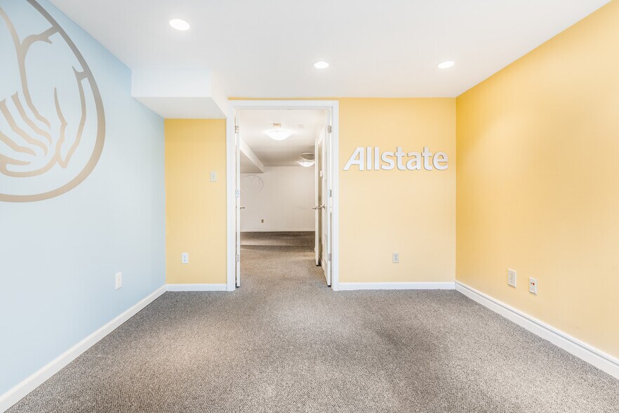 More Photos Of 4204 Ewalt Rd, Gibsonia Medical For Sale