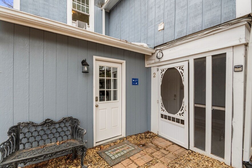 More Photos Of 33 Vance Ave, Black Mountain Apartments For Sale