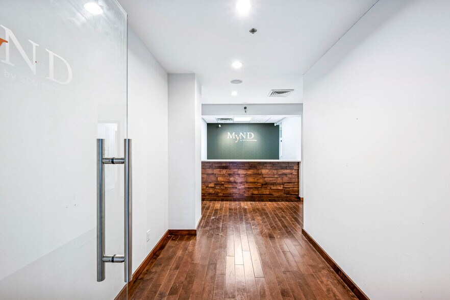 More Photos Of 16 W 32nd St, New York Office For Lease