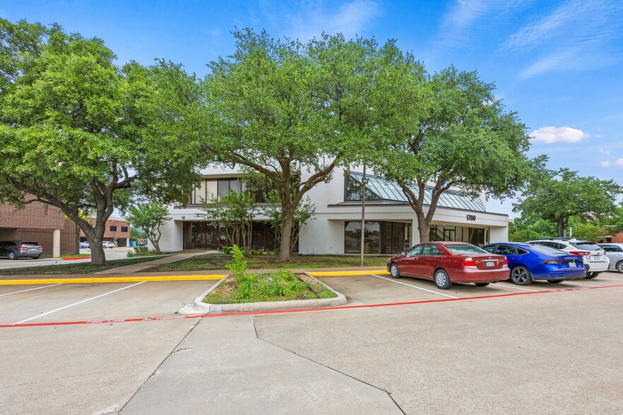 More Photos Of 1700 Coit Rd, Plano Medical For Lease