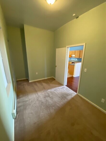 More Photos Of 31 Congress St, Cohoes Apartments For Sale