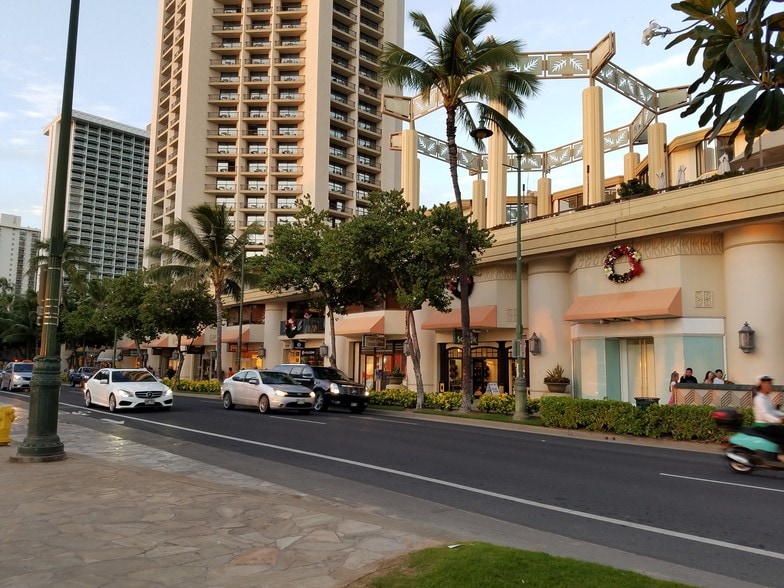 More Photos Of 2424 Kalakaua Ave, Honolulu Hotel For Lease