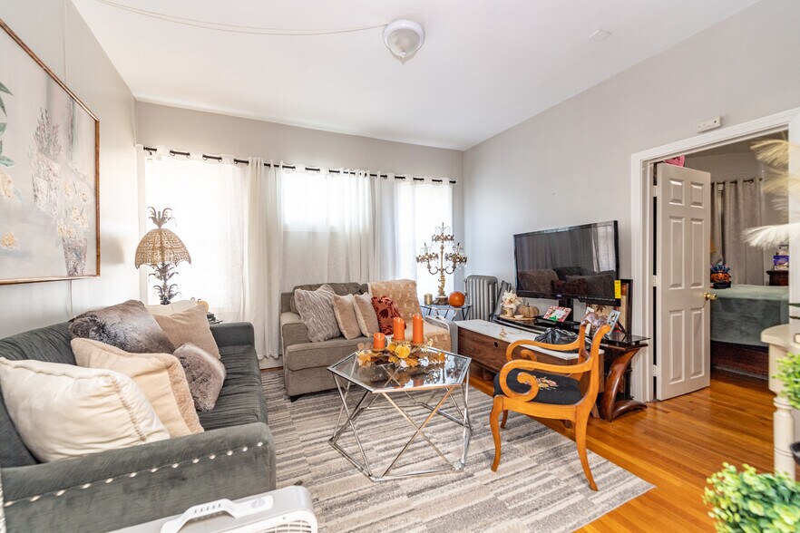 More Photos Of 140 Callender St, Boston Apartments For Sale