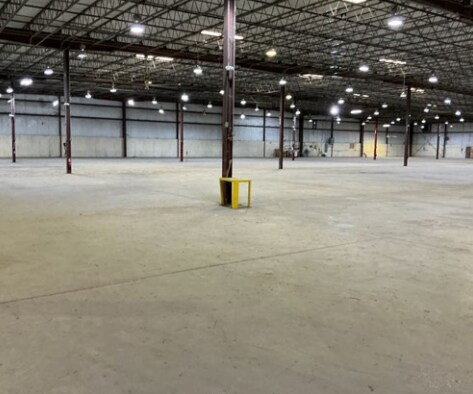 More Photos Of 100 Forest Ln, Beardstown Manufacturing For Sale