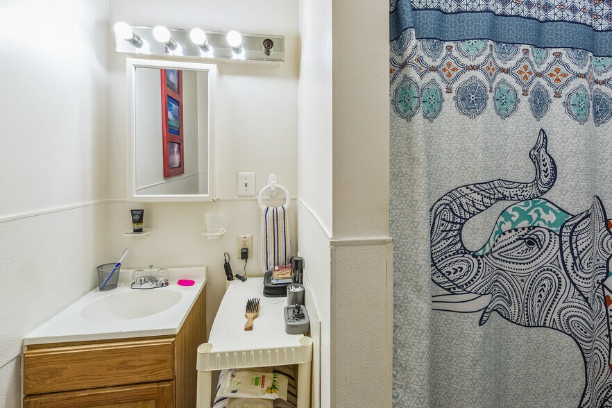 More Photos Of 211 Main St, Royersford Bar For Sale