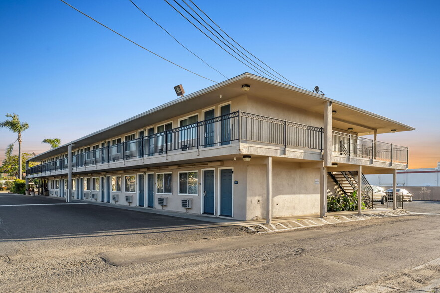 More Photos Of 839 E Main St, Santa Maria Hotel For Sale