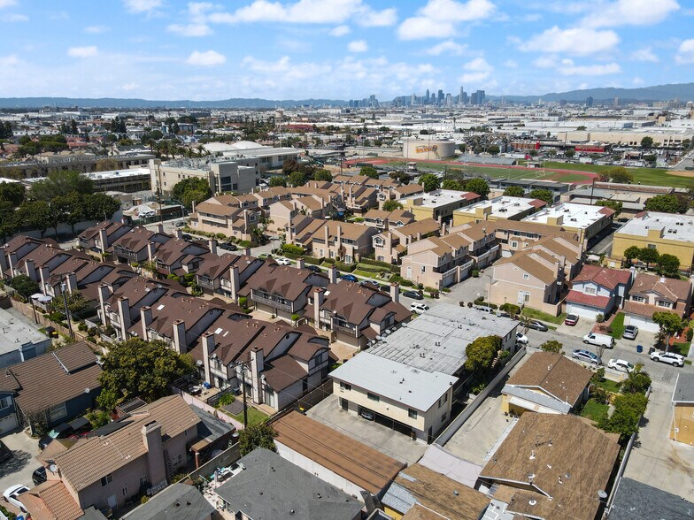 More Photos Of 2938 E 60th Pl, Huntington Park Apartments For Sale