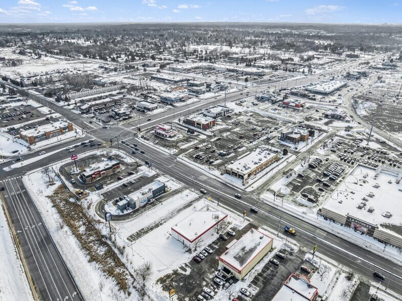 More Photos Of 1955 County Road D E, Maplewood Auto Repair For Sale