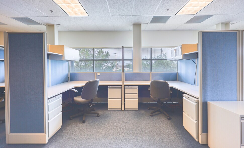 More Photos Of 500 N Garden Ave, Sierra Vista Office For Lease