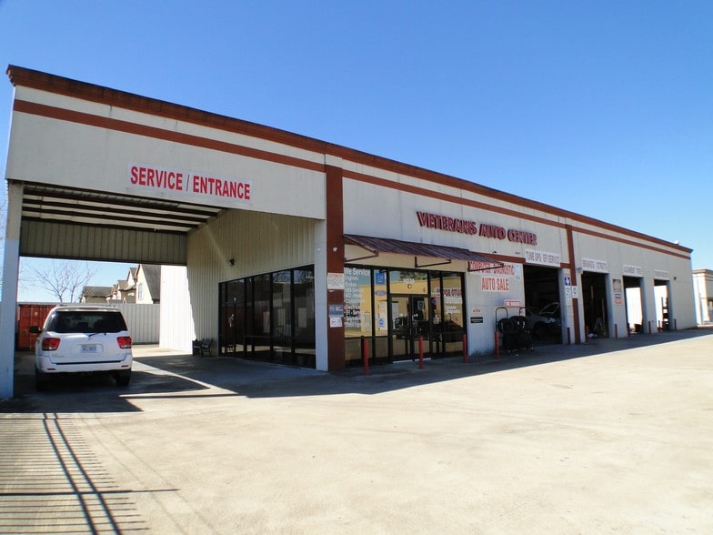 More Photos Of 11239 Veterans Memorial Dr, Houston Auto Repair For Sale