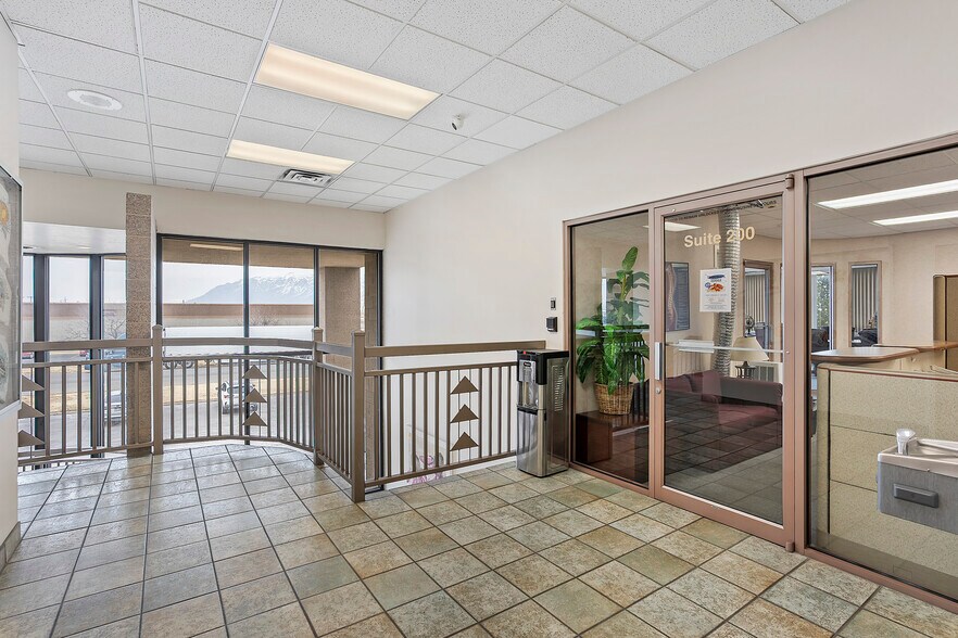 More Photos Of 1877 W 2800 S, Ogden Flex For Lease