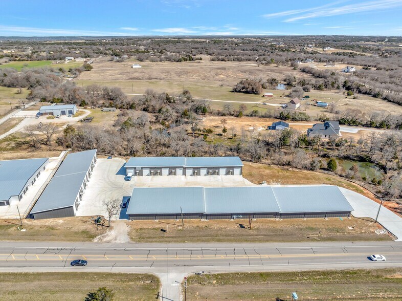More Photos Of 3000 N FM 51, Weatherford Warehouse For Lease