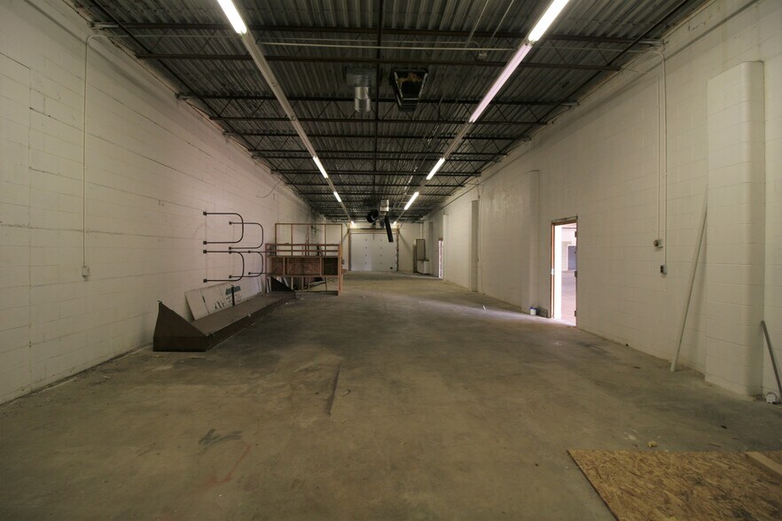 More Photos Of 1141-1168 N Cass St, Wabash Unknown For Lease