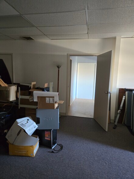 More Photos Of 4184 Seneca St, West Seneca Storefront Retail Office For Lease