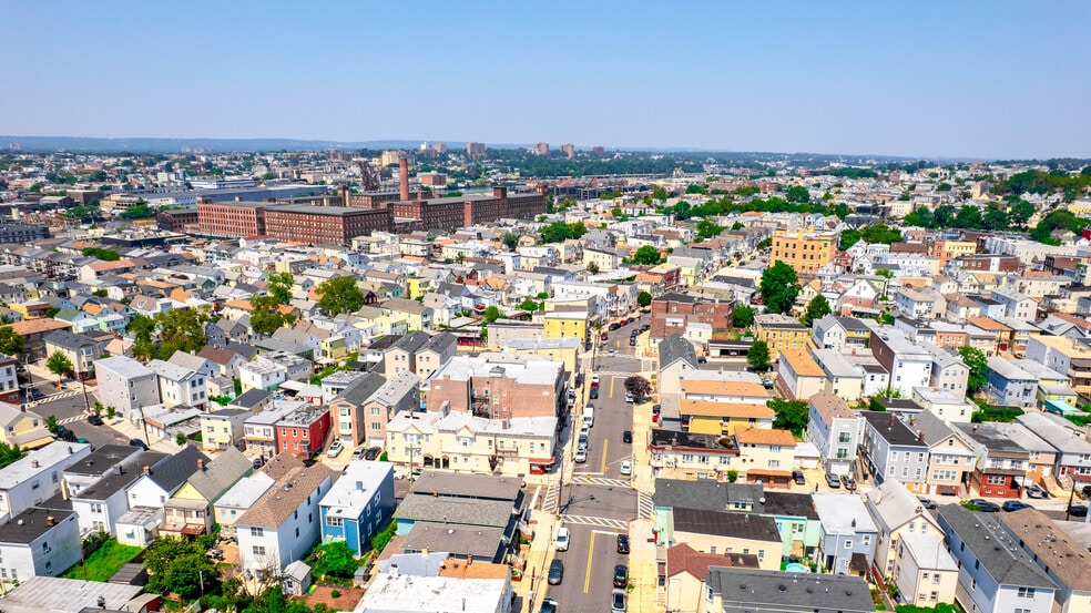 More Photos Of 302-304 N 3rd St, Harrison Apartments For Sale