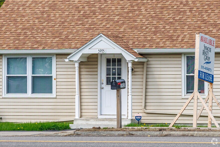 More Photos Of 5905 E Taft Rd, North Syracuse Office For Lease