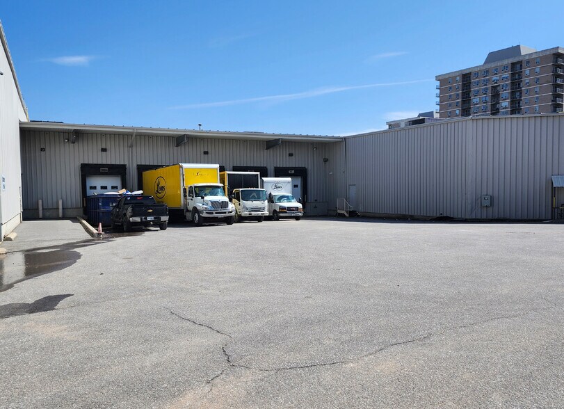 More Photos Of 2730 Princess St, Kingston Showroom For Sale