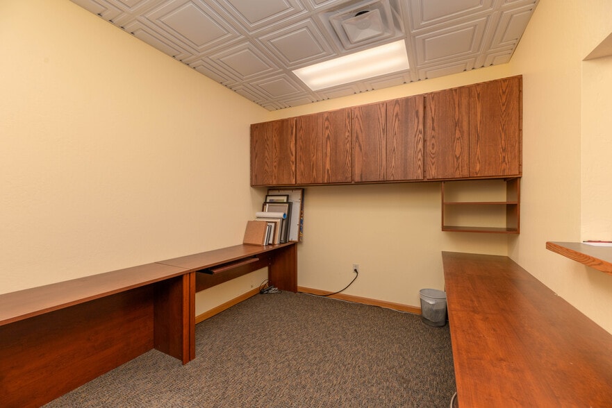 More Photos Of 1600 W University Ave, Flagstaff Medical For Sale