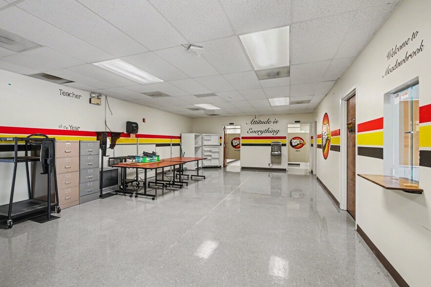 More Photos Of 817 Meadowbrook Dr, King Schools For Sale
