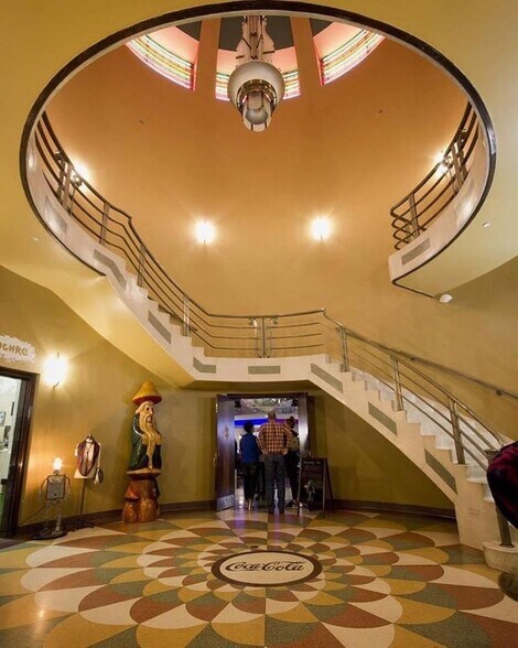 More Photos Of 3121 Broadway St, Paducah Storefront Retail Office For Sale