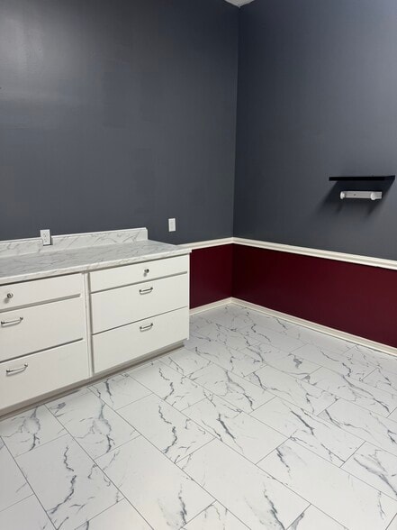 More Photos Of 5113 Sr 674, Wimauma Office For Lease