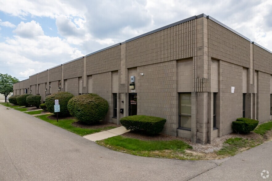 More Photos Of 1270 Rankin St, Troy Unknown For Lease