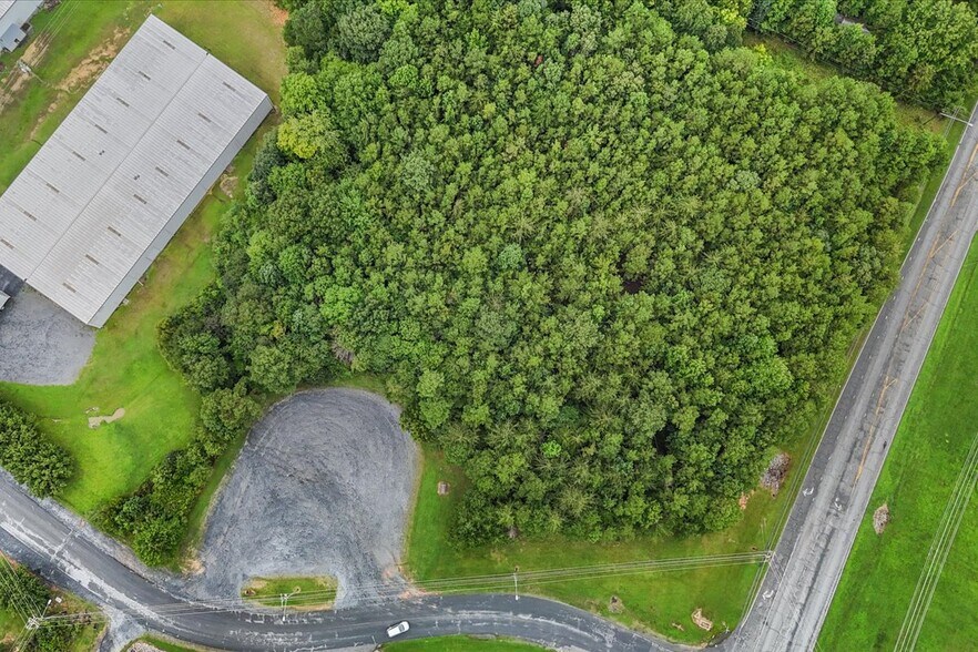 More Photos Of 126 Waketa Dr, Asheboro Land For Sale