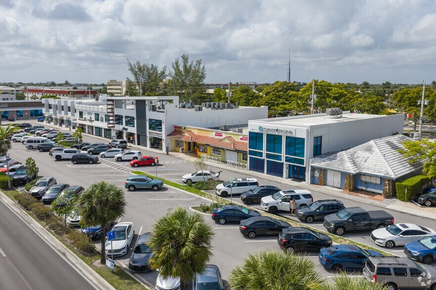 More Photos Of 2919 E Commercial Blvd, Fort Lauderdale Medical For Sale