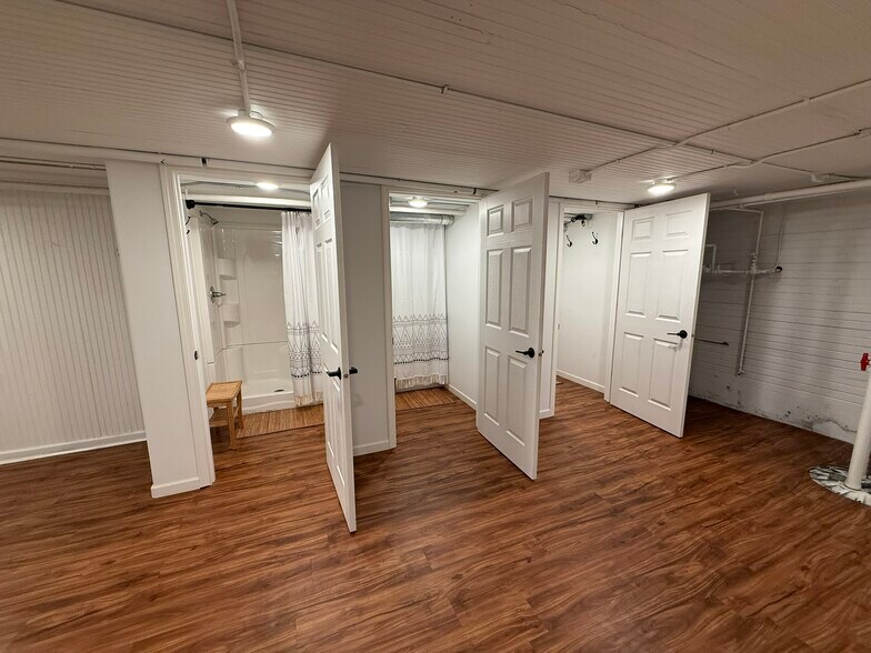 More Photos Of 333 Market St, Zanesville General Retail For Sale