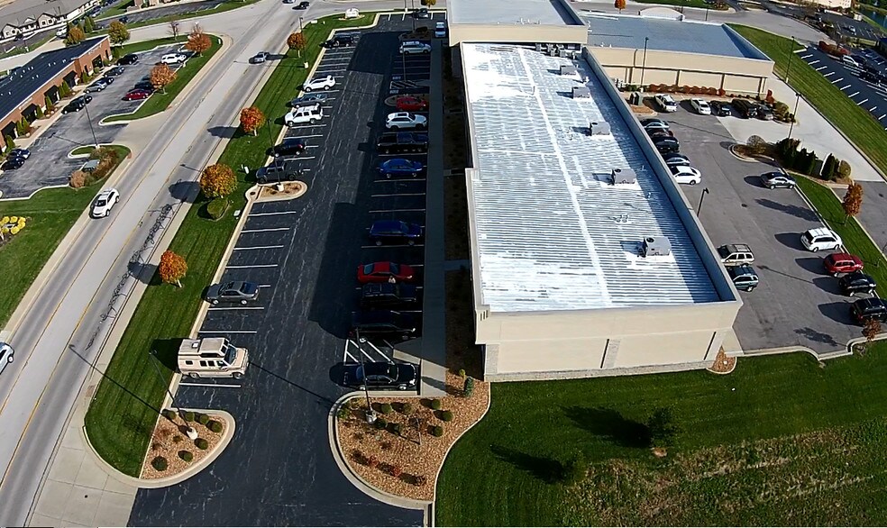 More Photos Of 7145 E Virginia St, Evansville Medical For Lease