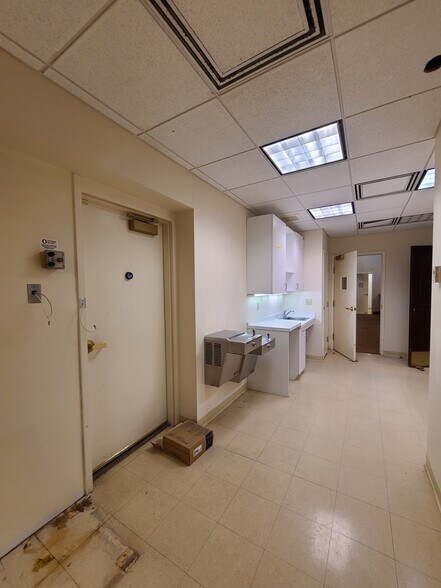 More Photos Of 564 Celebrate Virginia Pkwy, Fredericksburg Bank For Sale
