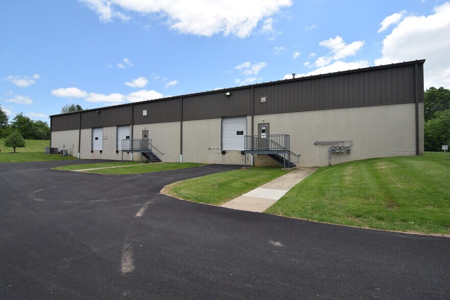 Primary Photo Of 6120 Kit Rd, Pipersville Warehouse For Lease