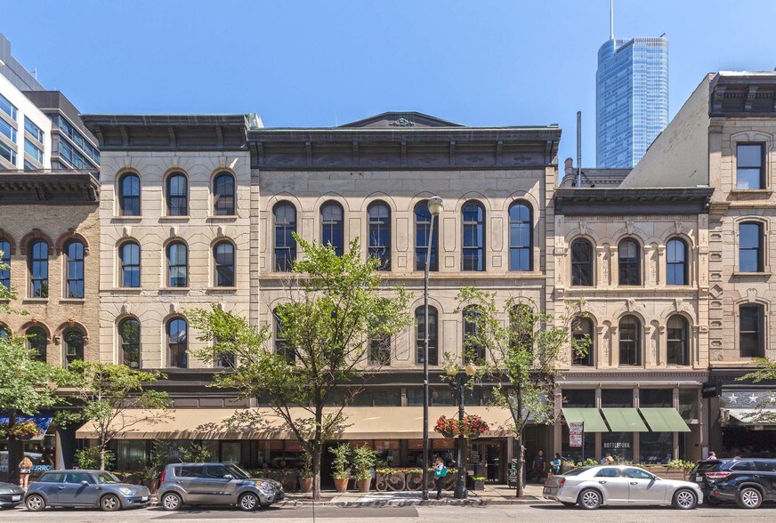 Primary Photo Of 441-449 N Clark St, Chicago Office For Lease