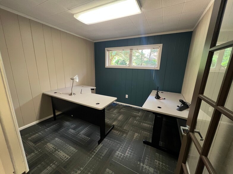 More Photos Of 4384 SE Oakdale Rd, Smyrna Office For Sale