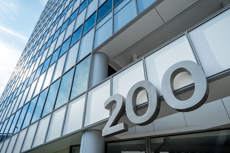 More Photos Of 200 N Pacific Coast Hwy, El Segundo Office For Lease