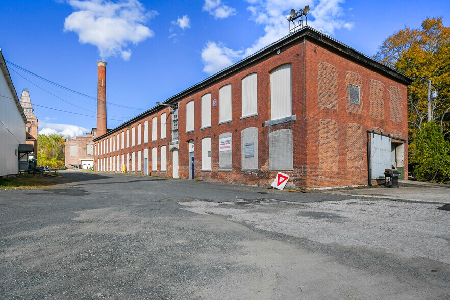 More Photos Of 20 Keeler St, Pittsfield Manufacturing For Sale